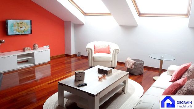 Foto 1 de Pis en lloguer a Casco Histórico de 2 habitacions amb mobles i calefacció