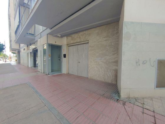 Foto 1 de Local en alquiler en avenida País Valencia de 95 m²