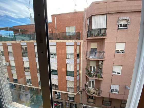 Foto 2 de Venta de piso en Carrús Est - Camí dels Magros de 3 habitaciones y 80 m²