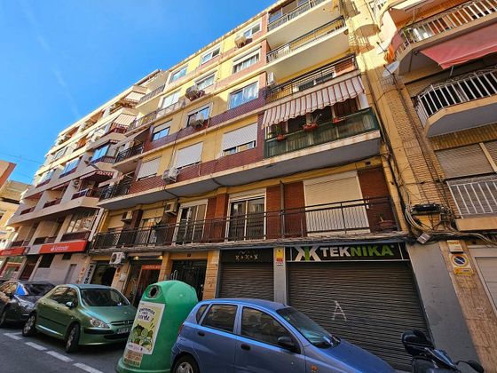 Foto 2 de Venta de piso en calle San Pablo de 2 habitaciones con aire acondicionado