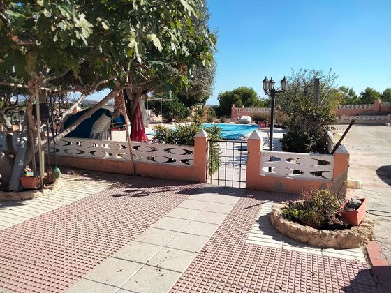 Foto 1 de Casa rural en venta en calle Ermita de San Jaime de 5 habitaciones con terraza y piscina