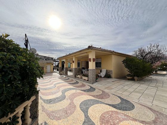 Foto 2 de Casa en venda a calle Partida D de 4 habitacions amb terrassa i garatge