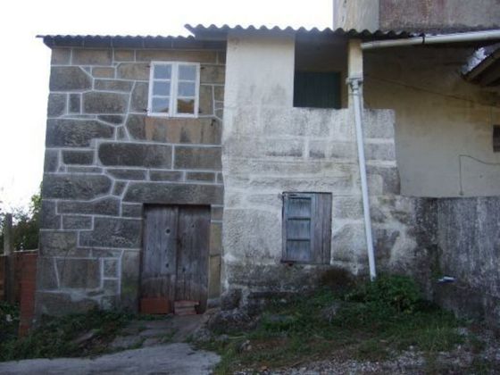 Foto 1 de Casa en venda a Moaña amb jardí i balcó