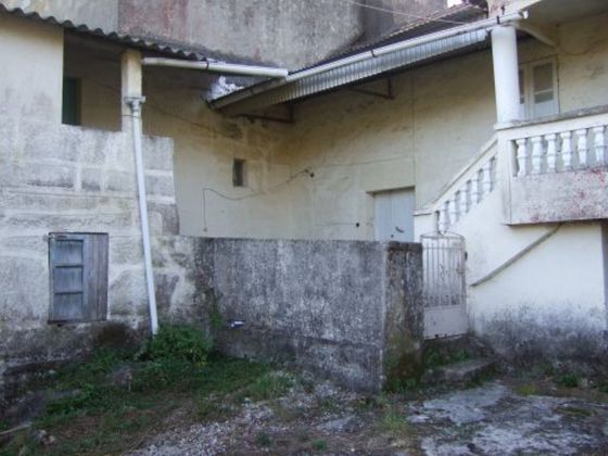 Foto 2 de Casa en venda a Moaña amb jardí i balcó