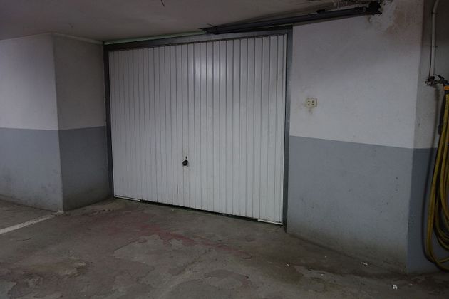 Foto 2 de Alquiler de local en Cangas con garaje