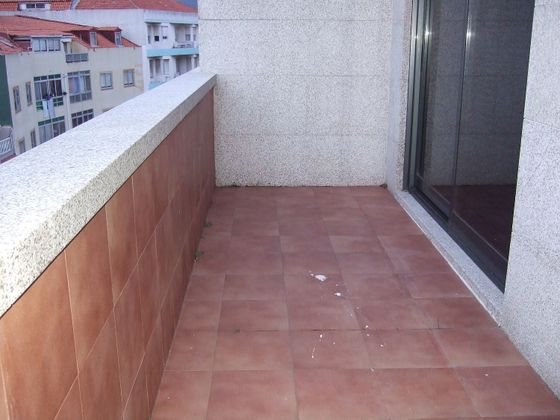 Foto 1 de Venta de ático en Cangas de 2 habitaciones con terraza y garaje