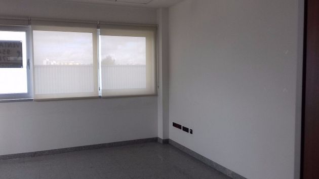 Foto 1 de Oficina en venda a El Juncal - Av. de la Paz amb aire acondicionat