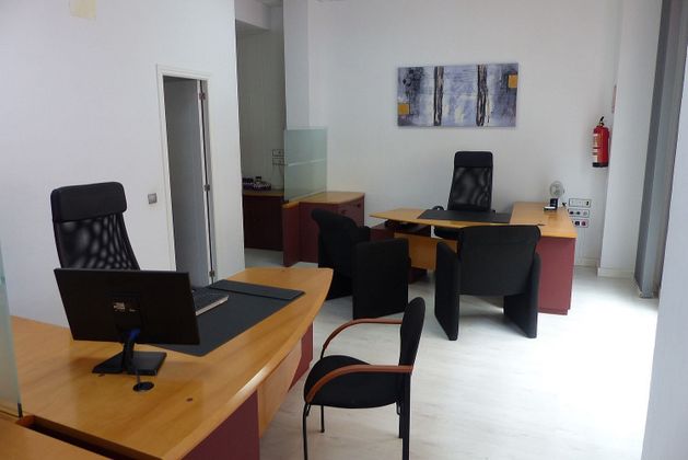 Foto 2 de Alquiler de oficina en calle Viriato de 20 m²