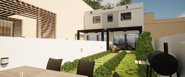 Foto 2 de Casa en venda a Son Armadans de 2 habitacions amb terrassa i jardí