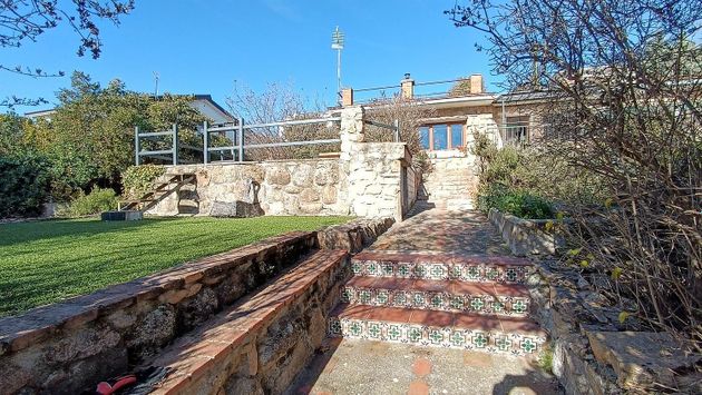 Foto 1 de Xalet en venda a Manzanares el Real de 2 habitacions amb terrassa i piscina