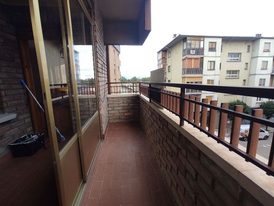 Foto 1 de Venta de piso en Jaca de 3 habitaciones con terraza y calefacción