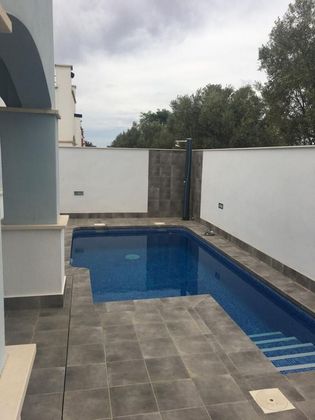 Foto 2 de Venta de chalet en Mar Menor Golf de 2 habitaciones con terraza y piscina
