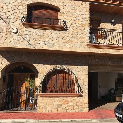 Foto 1 de Casa adossada en venda a Puerto Lumbreras de 4 habitacions amb terrassa i aire acondicionat