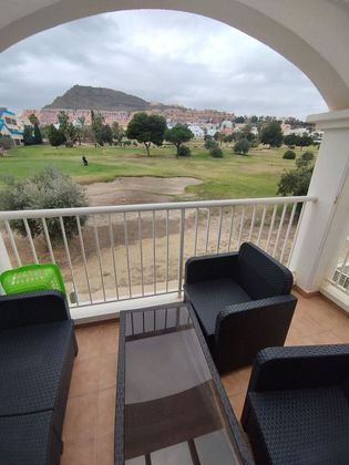 Foto 1 de Alquiler de piso en avenida Costa Levante de 2 habitaciones con muebles y balcón