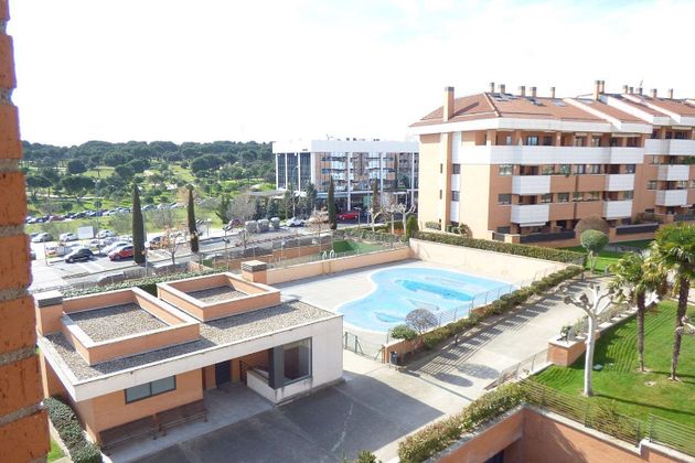 Foto 1 de Alquiler de ático en Zona Carretera del Plantío de 5 habitaciones con terraza y piscina