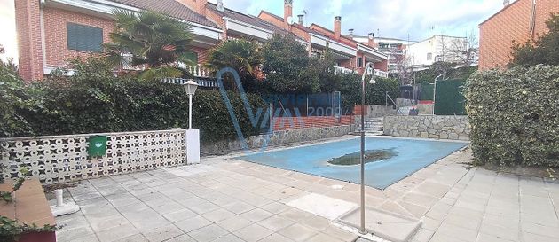 Foto 1 de Venta de casa en San Agustín de Guadalix de 4 habitaciones con terraza y piscina
