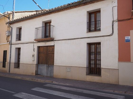 Foto 1 de Chalet en venta en Casco Antiguo de 4 habitaciones con terraza