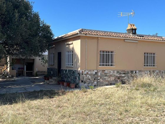 Foto 1 de Xalet en venda a Villar del Arzobispo de 5 habitacions amb terrassa i garatge