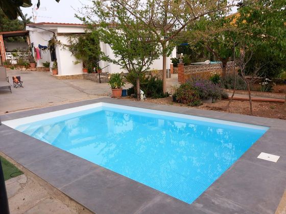 Foto 1 de Xalet en venda a Olocau de 4 habitacions amb piscina i jardí