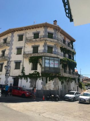 Foto 1 de Edificio en venta en Miraflores de la Sierra de 711 m²