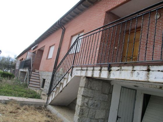 Foto 2 de Venta de casa adosada en calle De la Iglesia de 3 habitaciones con terraza y garaje