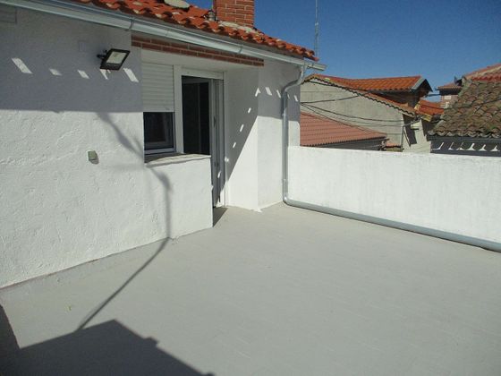 Foto 2 de Casa en venda a plaza Santa Teresa de 6 habitacions amb terrassa i balcó