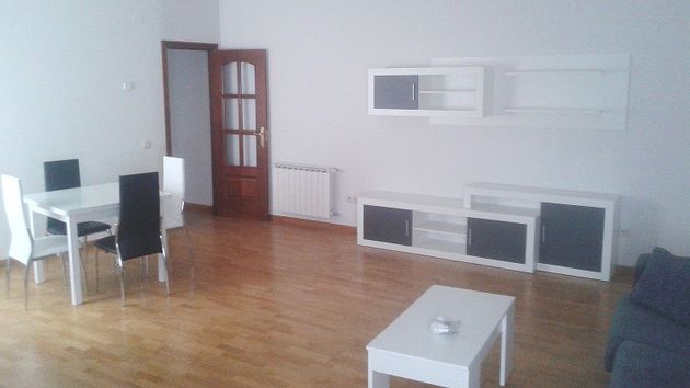 Foto 2 de Piso en alquiler en calle Don Gerónimo de 1 habitación con muebles y calefacción