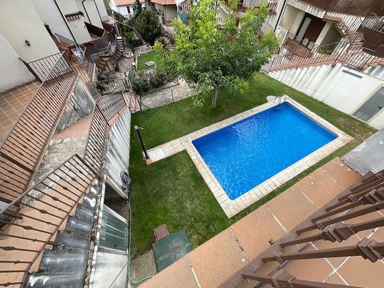 Foto 2 de Venta de piso en Mijares de 2 habitaciones con piscina y jardín