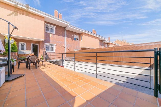 Foto 1 de Casa en venta en calle Gijon de 6 habitaciones con terraza y piscina