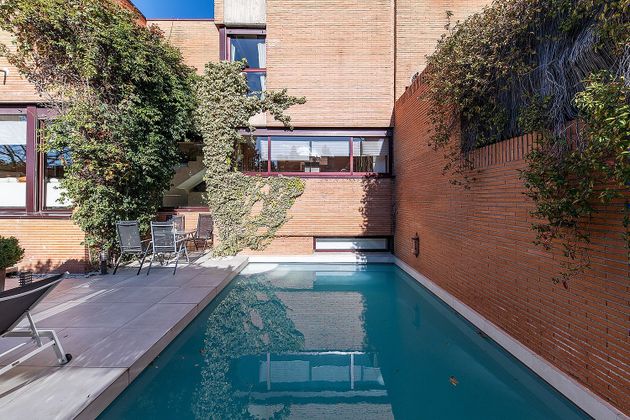 Foto 2 de Venta de casa en Piovera - Conde Orgaz de 5 habitaciones con terraza y piscina
