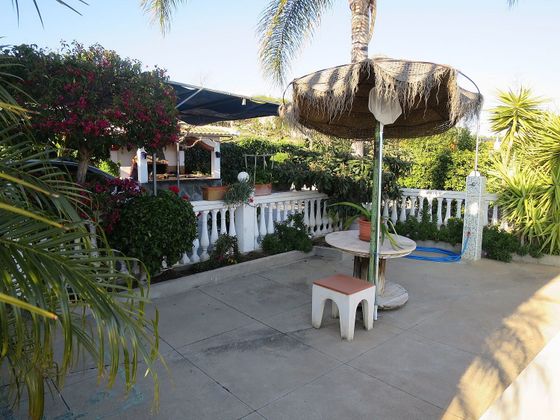 Foto 2 de Casa rural en venta en Pinos de Alhaurín - Periferia de 2 habitaciones con terraza y piscina