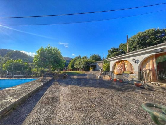 Foto 2 de Xalet en venda a plaza Vilaxurxo de 6 habitacions amb terrassa i piscina