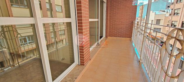 Foto 2 de Venta de piso en Centro - Castellón de la Plana de 4 habitaciones con terraza y garaje
