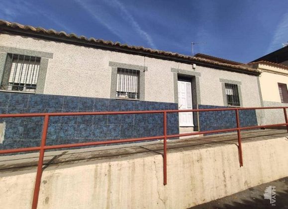Foto 1 de Casa en venda a Centro - Puertollano de 3 habitacions amb aire acondicionat i calefacció