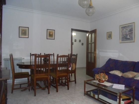 Foto 2 de Pis en venda a Centro - Puertollano de 4 habitacions amb terrassa i calefacció