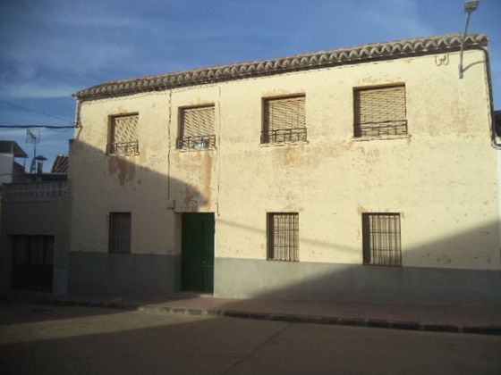 Foto 1 de Casa adossada en venda a Almodóvar del Campo de 3 habitacions amb terrassa i calefacció