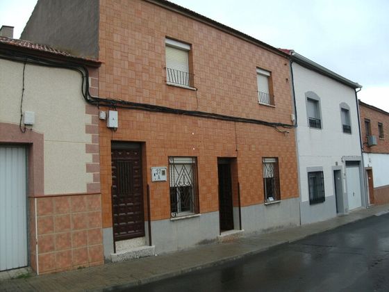 Foto 1 de Casa en venda a Centro - Puertollano de 6 habitacions amb terrassa i aire acondicionat
