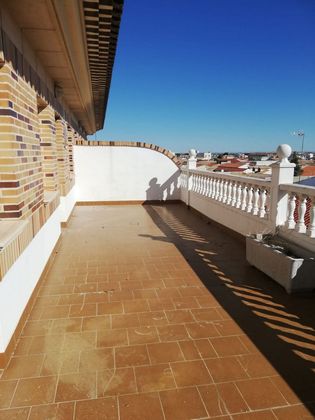 Foto 1 de Venta de piso en calle Granada de 3 habitaciones con terraza y calefacción