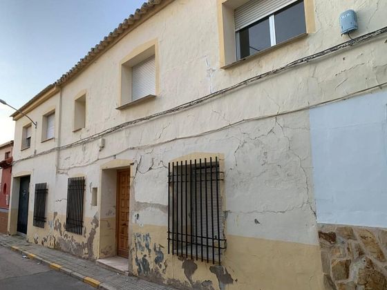 Foto 1 de Casa en venda a Herencia de 5 habitacions amb terrassa i garatge