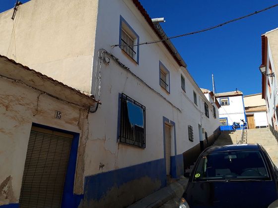 Foto 2 de Casa adossada en venda a calle Sancho Panza de 3 habitacions amb terrassa