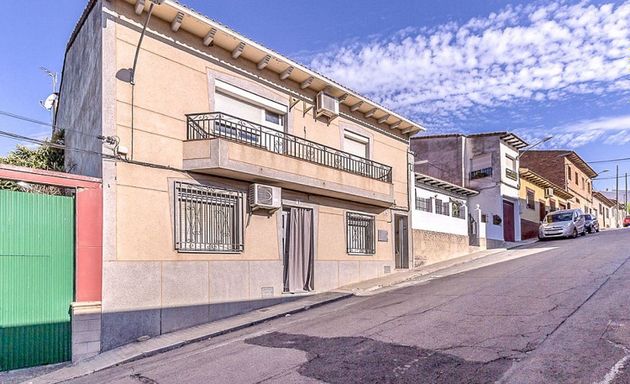 Foto 1 de Pis en venda a Piedrabuena de 4 habitacions amb terrassa i balcó