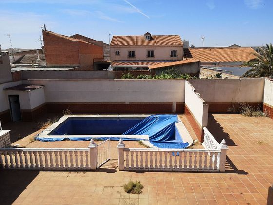 Foto 1 de Xalet en venda a Pozuelo de Calatrava de 7 habitacions amb terrassa i piscina