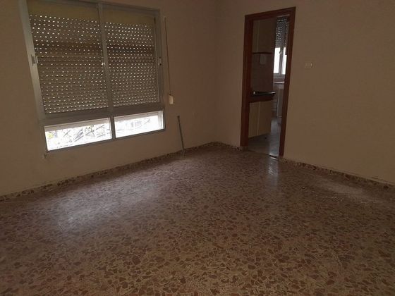 Foto 1 de Venta de piso en PAU 2-600 de 3 habitaciones y 71 m²