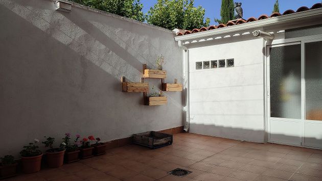Foto 2 de Casa adossada en venda a Larache de 3 habitacions amb terrassa i garatge