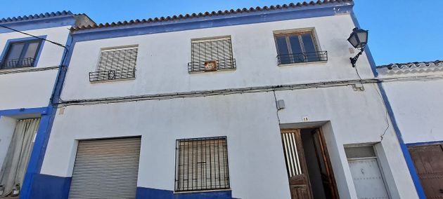 Foto 1 de Casa en venta en calle Dulce de 3 habitaciones con terraza y calefacción