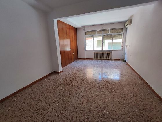 Foto 2 de Piso en venta en Manzanares de 3 habitaciones con balcón y calefacción