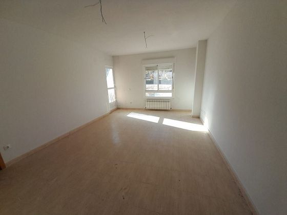 Foto 1 de Venta de piso en PAU 2-600 de 3 habitaciones con terraza y garaje