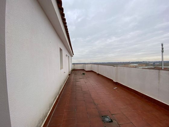 Foto 1 de Àtic en venda a Tomelloso de 2 habitacions amb terrassa i garatge
