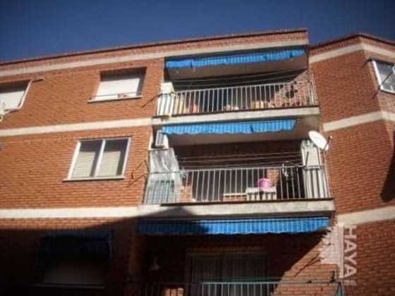 Foto 1 de Pis en venda a Herencia de 4 habitacions amb terrassa