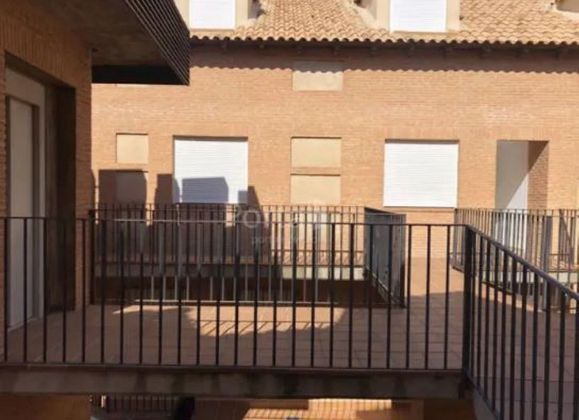 Foto 2 de Pis en venda a Villarta de San Juan de 3 habitacions amb terrassa i piscina